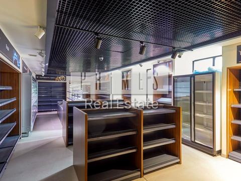 комерційна за адресою Шкільна вул. (Юрія Гагаріна), 4