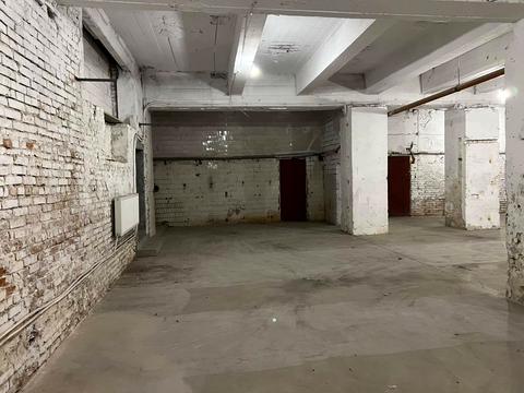 коммерческая по адресу Б.Хмельницького, 106