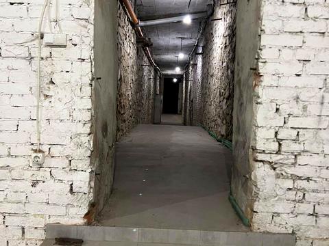 коммерческая по адресу Б.Хмельницького, 106