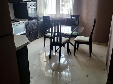 квартира за адресою Олександра Мишуги вул., 2