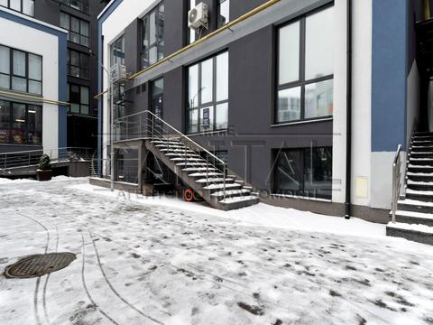 комерційна за адресою Центральна вул., 19