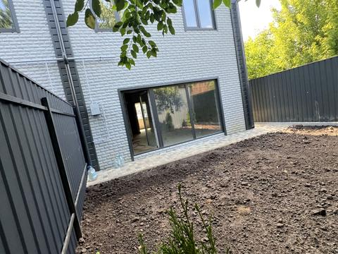 будинок за адресою Назарія Яремчука вул.