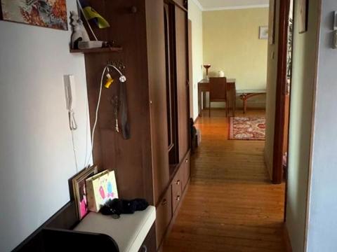 квартира за адресою Академіка Корольова вул., 37