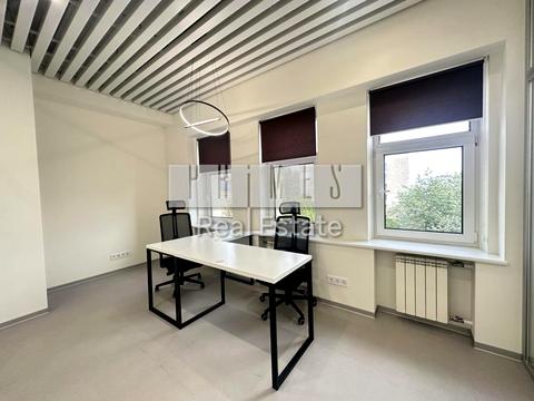 комерційна за адресою Київ, Олеся Гончара вул., 5