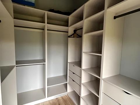 будинок за адресою Мельника вул.