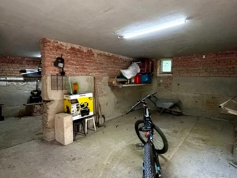 будинок за адресою Мельника вул.