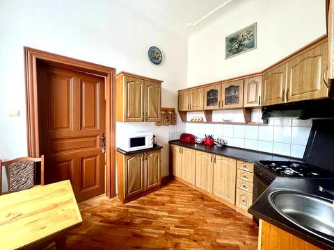 квартира за адресою Івана Франка вул., 42