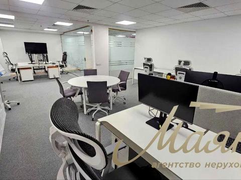 комерційна за адресою Богдана Хмельницького вул., 17/52