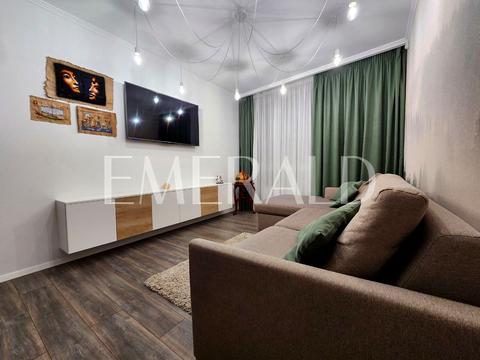 квартира за адресою Зарічна вул., 4