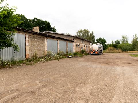 коммерческая по адресу с. Береговое, Миру, 111