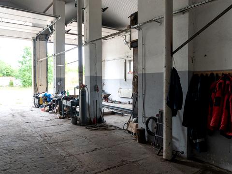 коммерческая по адресу с. Береговое, Миру, 111