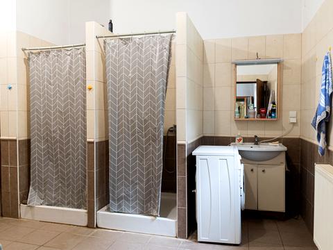 коммерческая по адресу с. Береговое, Миру, 111