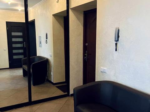 квартира за адресою Андрія Мельника вул., 1