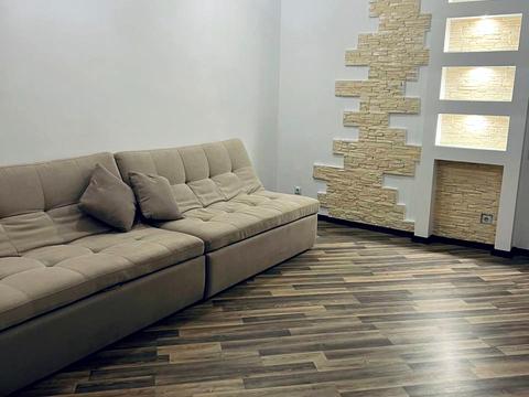 квартира за адресою Андрія Мельника вул., 1