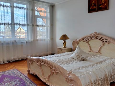 будинок за адресою І.Франка