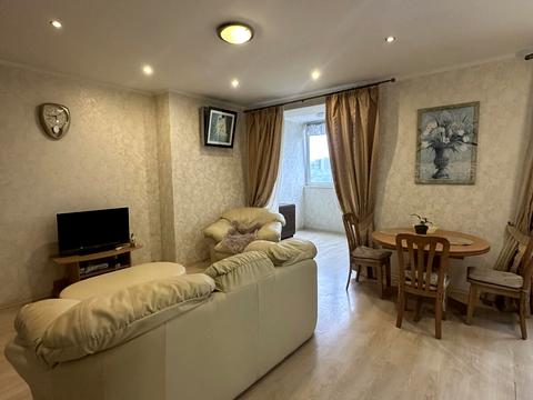 квартира за адресою Зоопаркова вул., 2