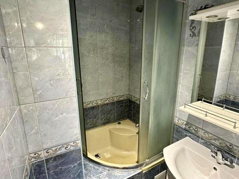 квартира за адресою Володимира Великого вул. (Артема), 5