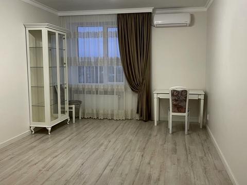 квартира за адресою Дмитра Іващенка вул., 4