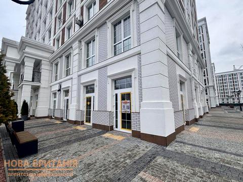 комерційна за адресою Паркова, 1