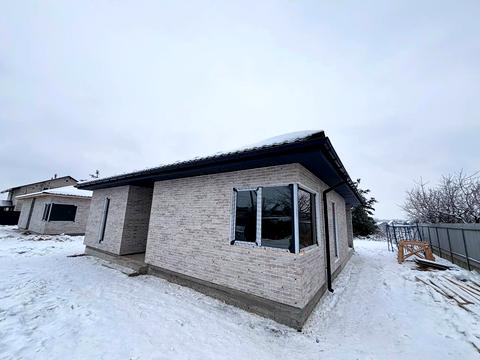 будинок за адресою Весела