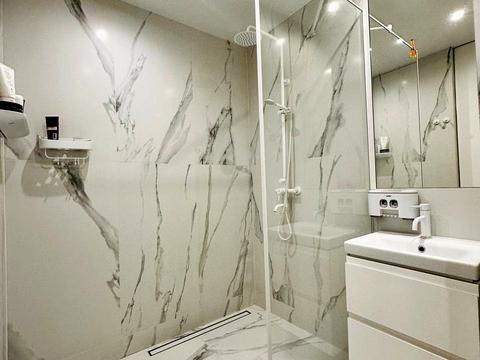 квартира за адресою Новорічна вул., 53