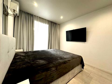 квартира за адресою Новорічна вул., 53