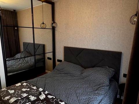 квартира за адресою Перлинна вул., 12