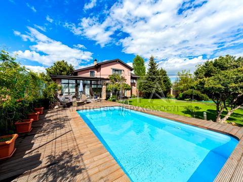 будинок за адресою Київська вул.