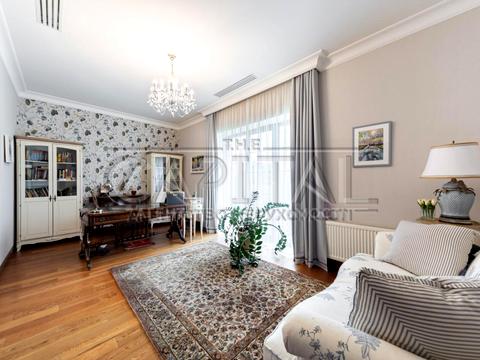 будинок за адресою Київська вул.