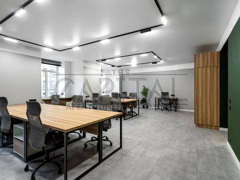 комерційна за адресою Євгена Чикаленка вул. (Пушкінська), 20