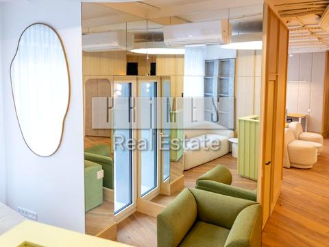 комерційна за адресою Київ, Буслівська вул., 12