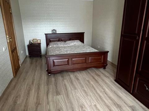 квартира за адресою Євгена Танцюри вул. (Генерала Петрова), 10