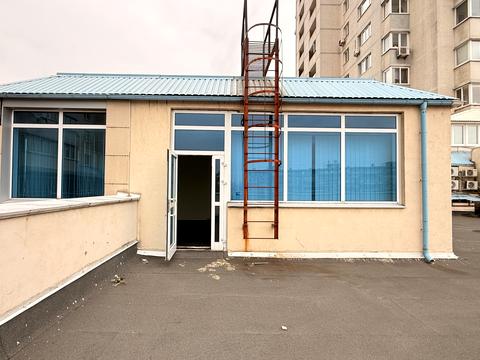 комерційна за адресою Юрія Шумського вул., 1-А