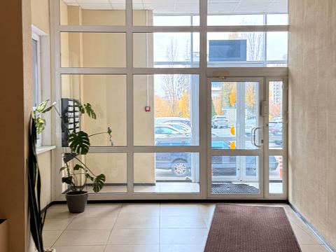 комерційна за адресою Юрія Шумського вул., 1-А