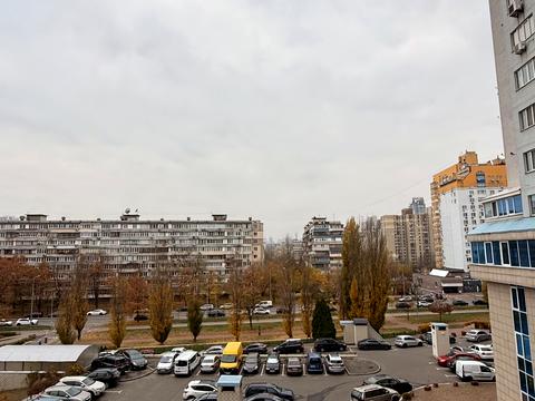 комерційна за адресою Юрія Шумського вул., 1-А