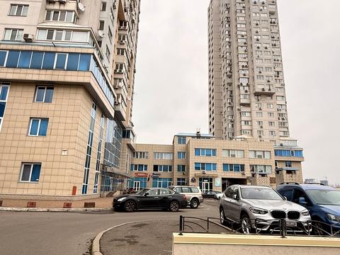 комерційна за адресою Юрія Шумського вул., 1-А