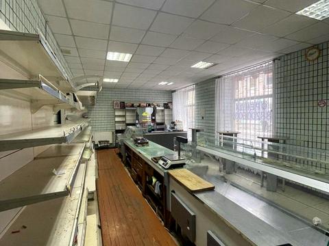 комерційна за адресою Євгена Коновальця вул., 4