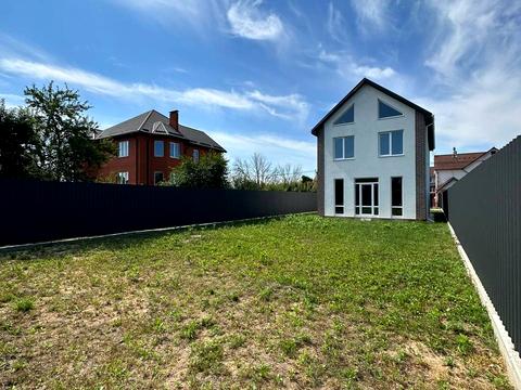 дом по адресу Лікарська