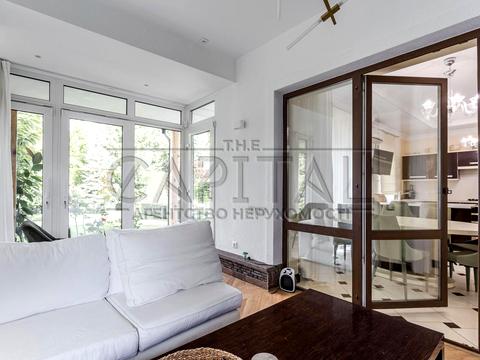 будинок за адресою Авіаторів, 21