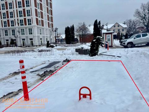 паркомісце за адресою Паркова, 1