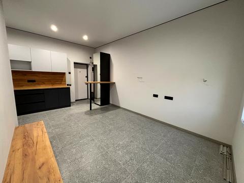 коммерческая по адресу Соборная пл. (Октябрьская), 14