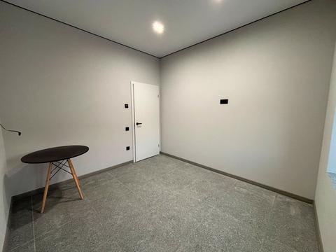 коммерческая по адресу Соборная пл. (Октябрьская), 14