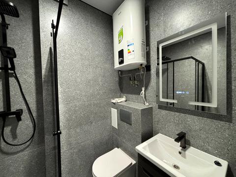 коммерческая по адресу Соборная пл. (Октябрьская), 14