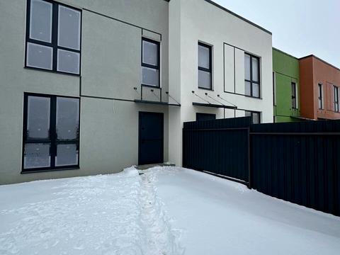 дом по адресу Різдвяна