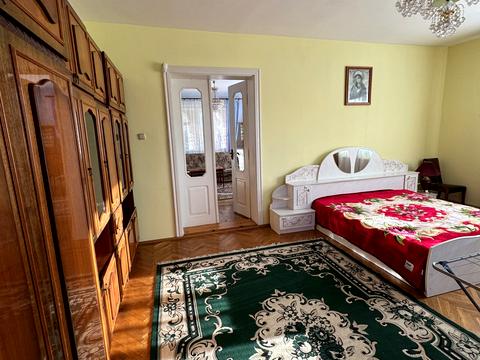 будинок за адресою Володимира Великого вул.