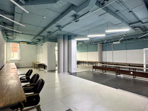 комерційна за адресою Львів, В'ячеслава Липинського вул. (), 28