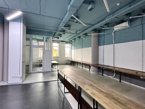 комерційна за адресою Львів, В'ячеслава Липинського вул. (), 28