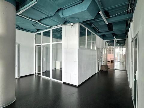 комерційна за адресою Львів, В'ячеслава Липинського вул. (), 28