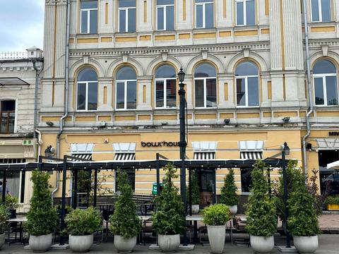 комерційна за адресою Петра Сагайдачного вул., 37