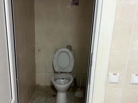 комерційна за адресою Миру вул., 3-А